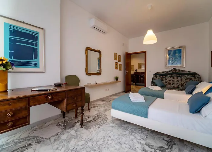 Casa Elena - 15 Min Walk To St Peter's Basilica Rome
