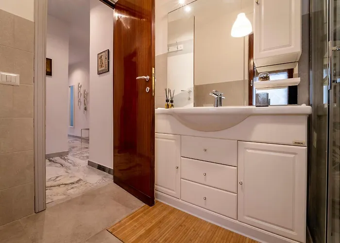 Casa Elena - 15 Min Walk To St Peter's Basilica Appartement